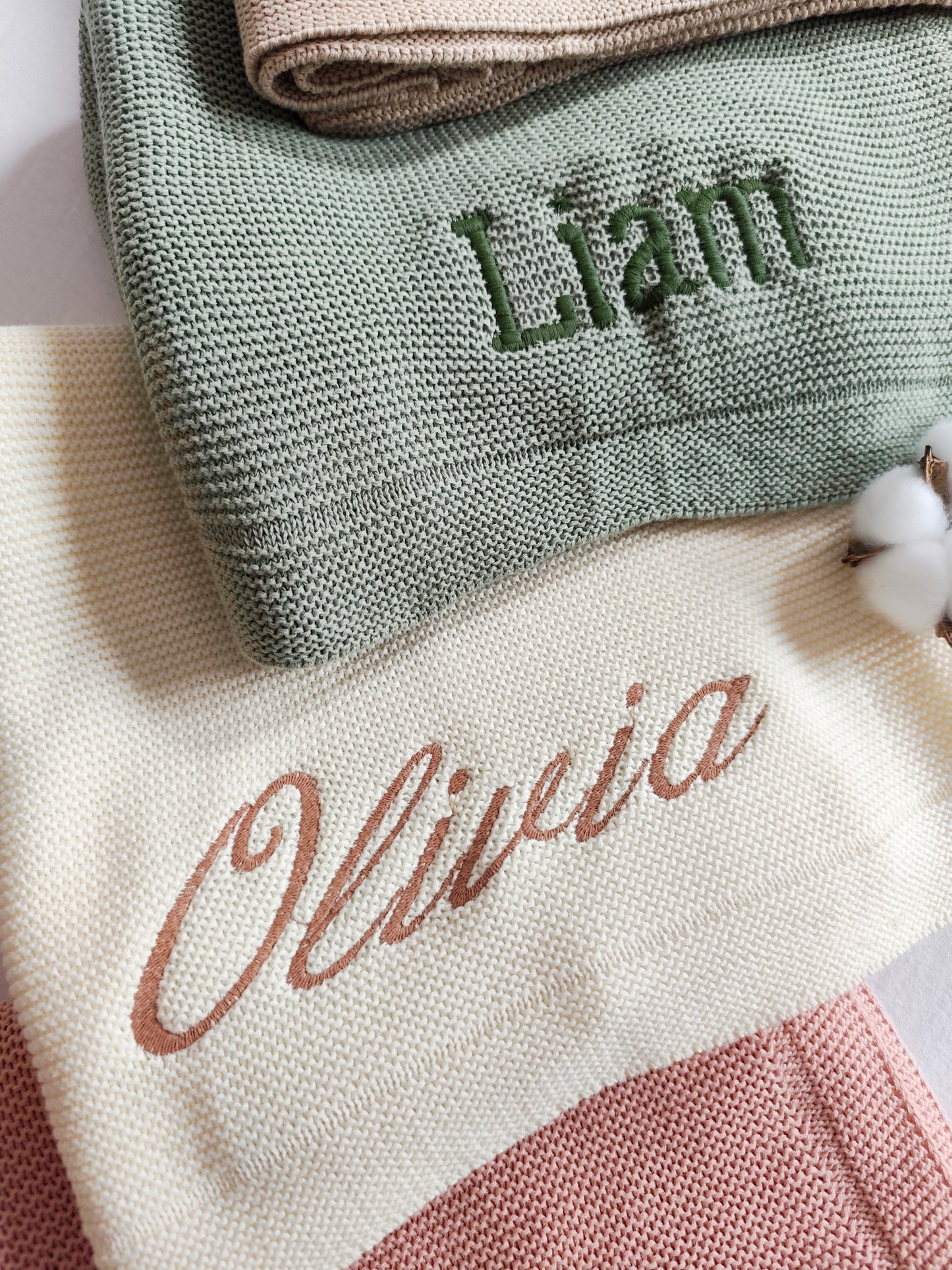 Babydecke personalisiert, bestickt mit Namen od. Datum – 100% Baumwolle | Geschenk zur Geburt, Taufe, Babyparty | Kuscheldecke für Babys