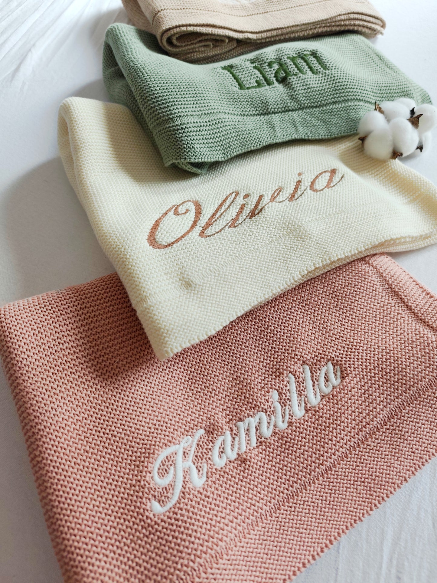 Babydecke personalisiert, bestickt mit Namen od. Datum – 100% Baumwolle | Geschenk zur Geburt, Taufe, Babyparty | Kuscheldecke für Babys