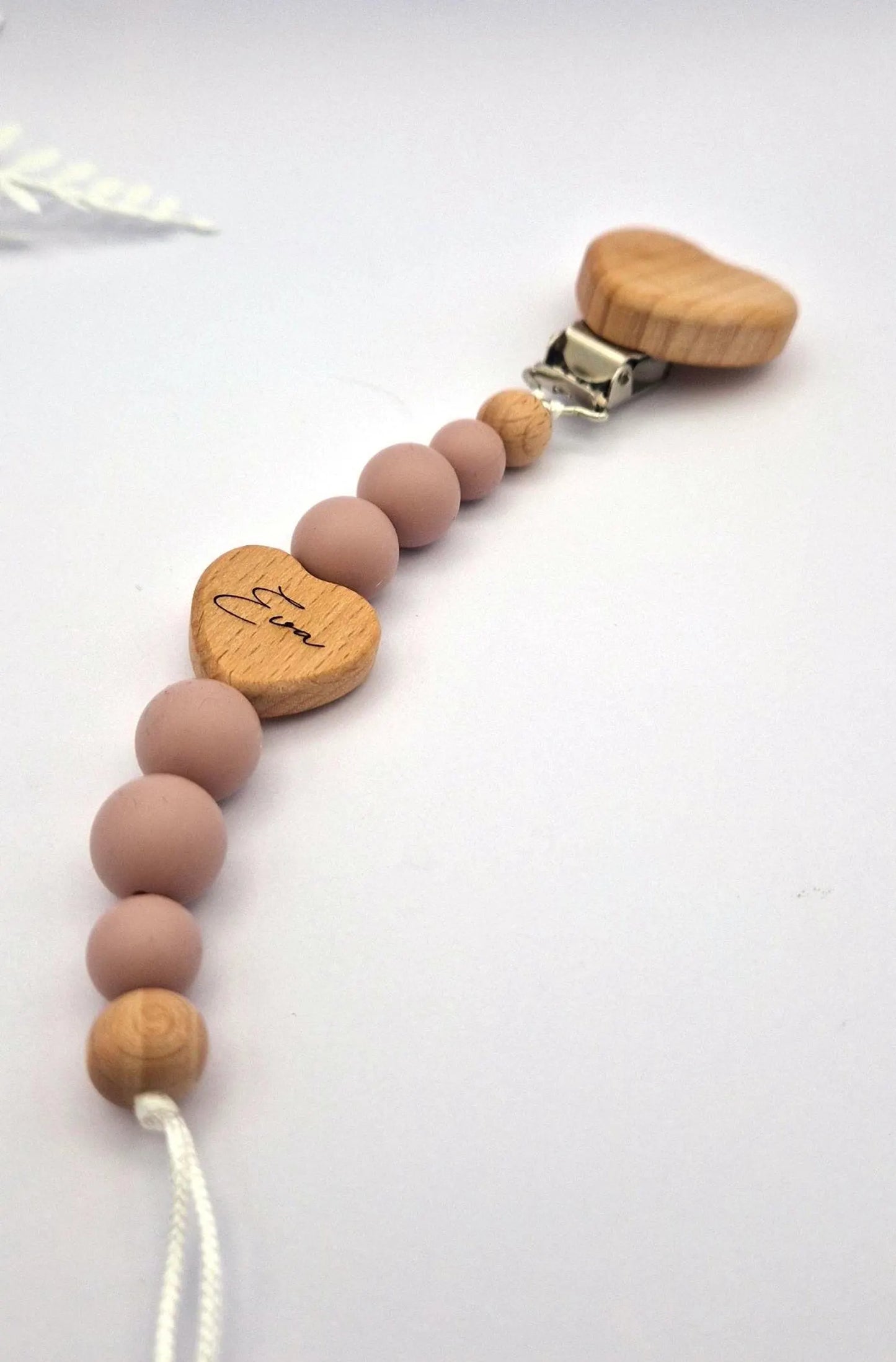 Personalisierte Schnullerkette mit Namen | Pastellrosa | Babygeschenk zur Geburt und Taufe | Handgefertigter Schnullerhalter BPA-frei | Mit Namensgravur