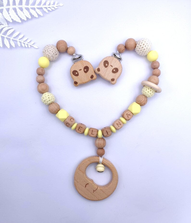 Personalisierte KINDERWAGENKETTE mit Namen: Montessori-Babyparty Geschenk aus Holz und Silikon zur Geburt oder Taufe