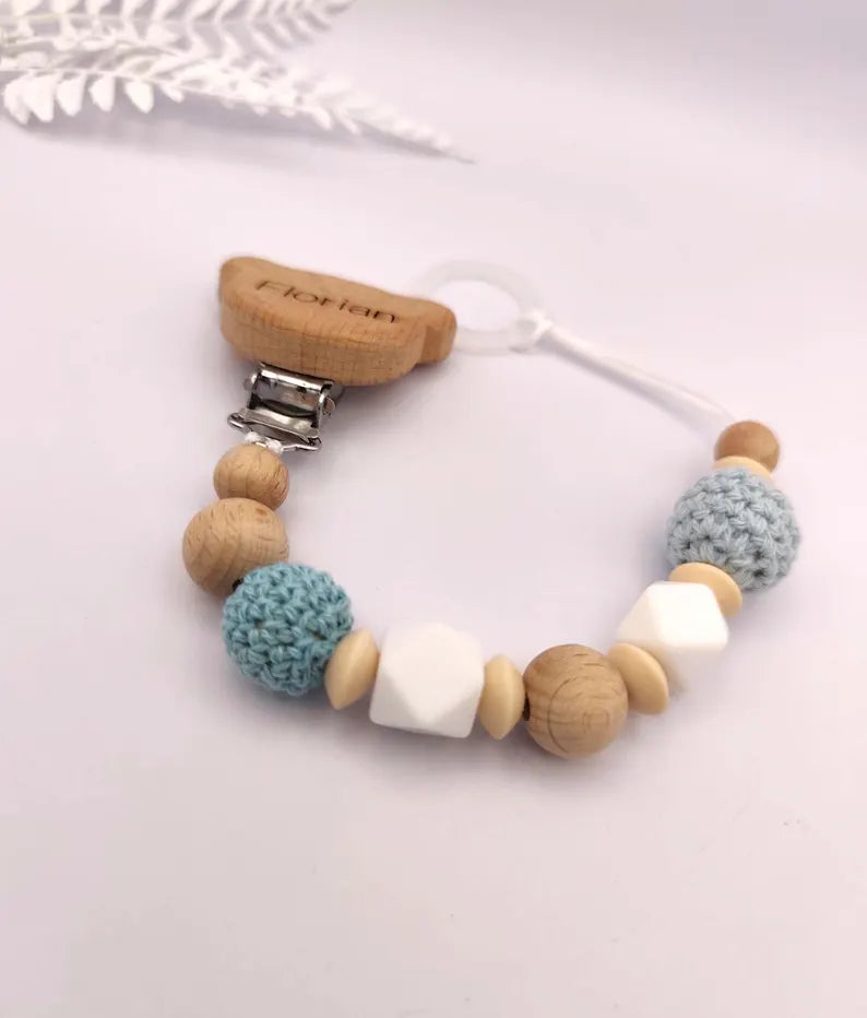 Personalisierte BABY-SCHNULLERKETTE aus Holz und Silikon: Montessori- und Sensorikspielzeug Geschenk zur Geburt oder Taufe