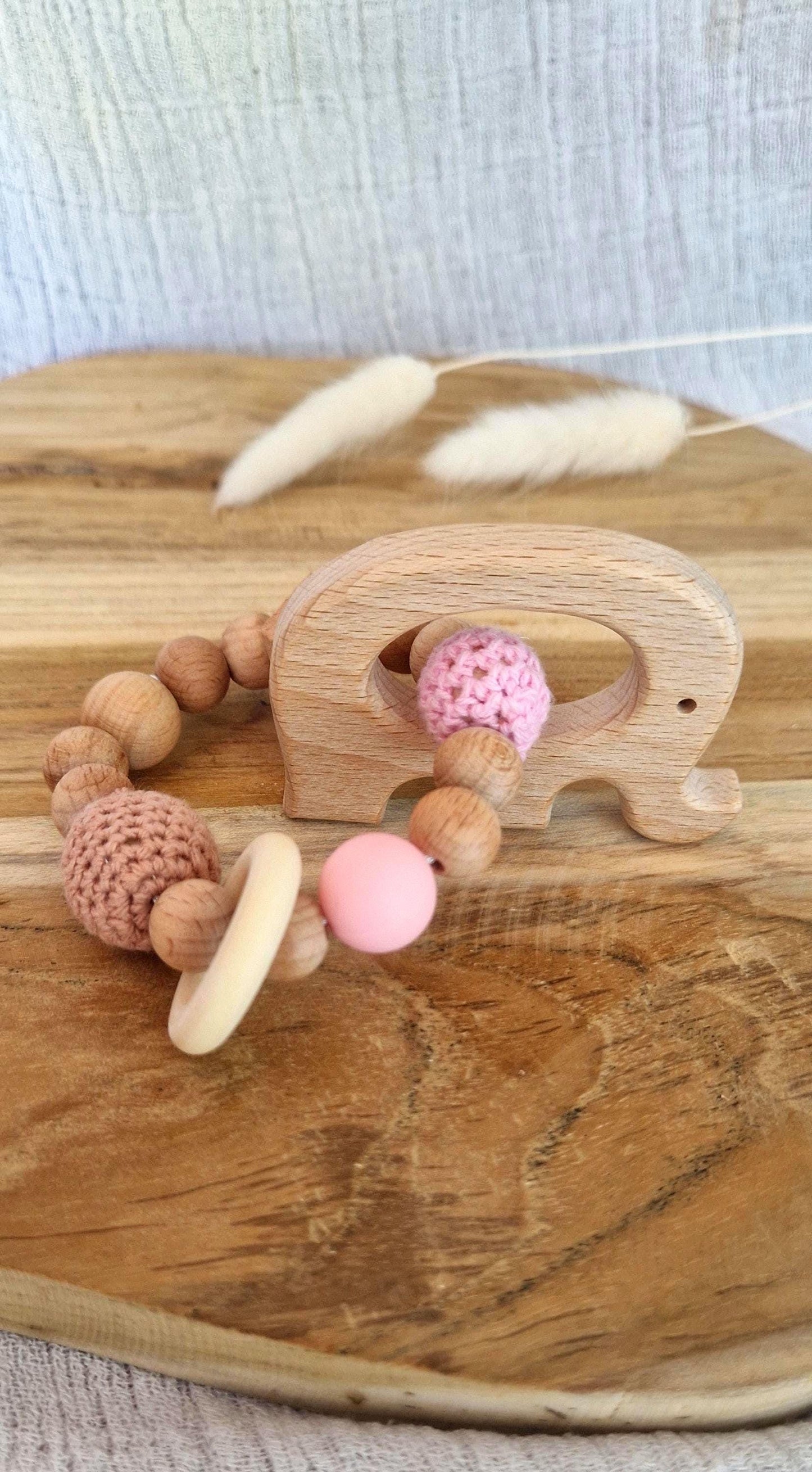 Handgefertigter Greifling - aus Holz & Silikon - Babyspielzeug zur Geburt und Taufe - Geschenk für Neugeborene - Motorikspielzeug Baby