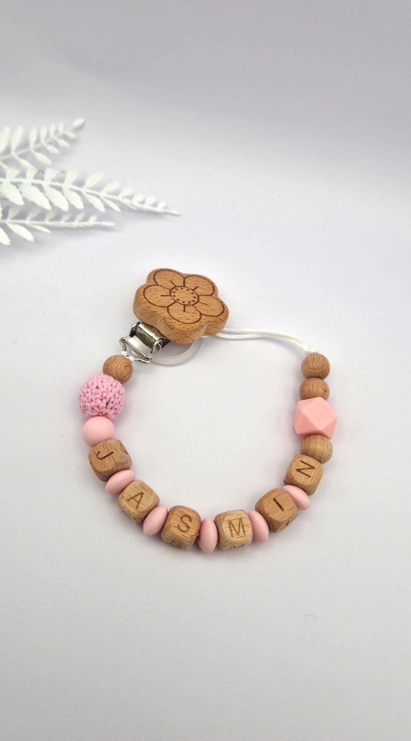 Personalisierte Schnullerkette mit Namen – liebevoll handgefertigtes Babygeschenk aus Österreich | Rosa | Mädchen | BPA-frei | Holz & Silikon