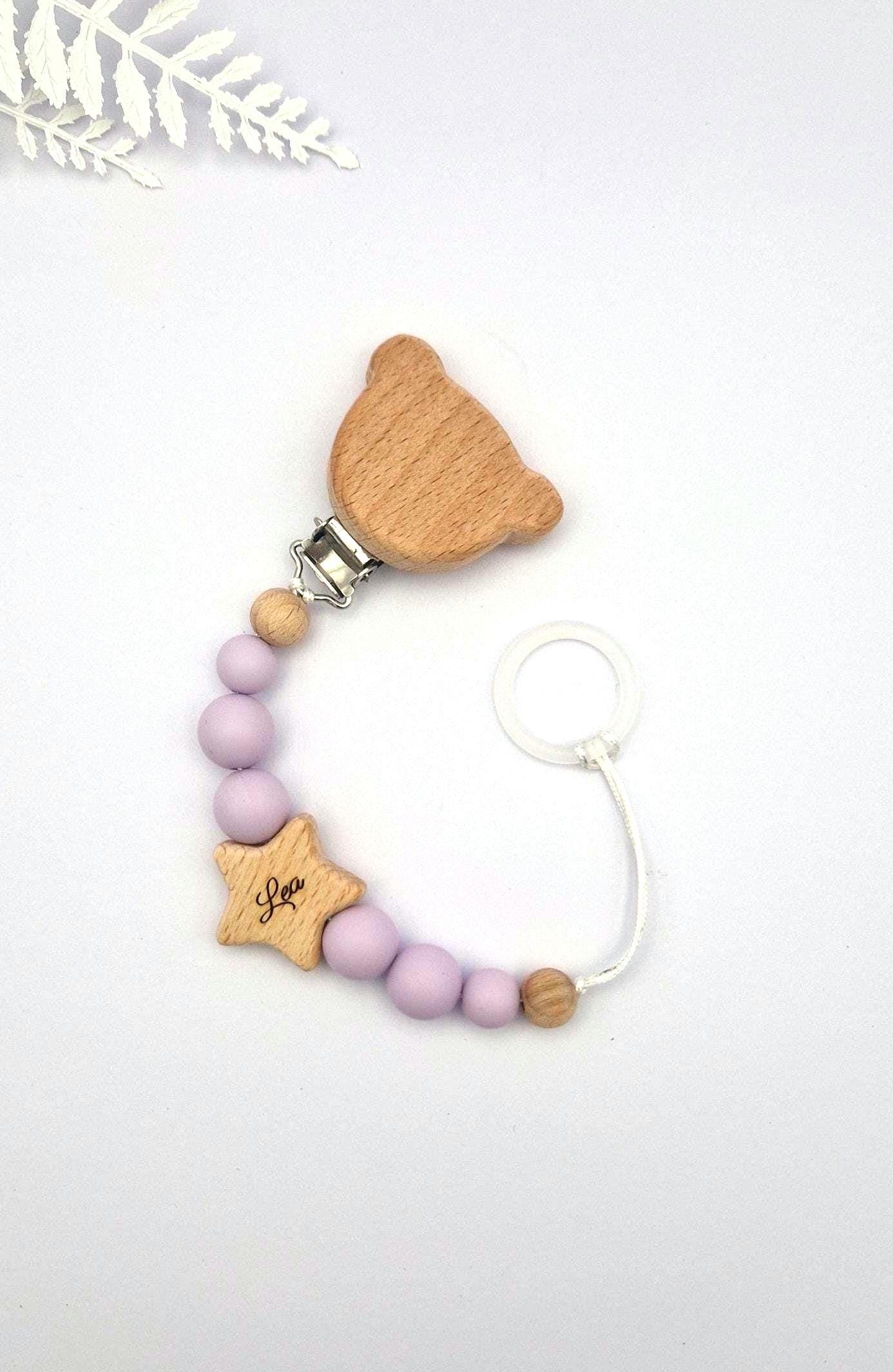 Personalisierte Schnullerkette mit Namen | Pastelllila | Babygeschenk zur Geburt & Taufe | Handgefertigter Schnullerhalter BPA-frei | Namensgravur