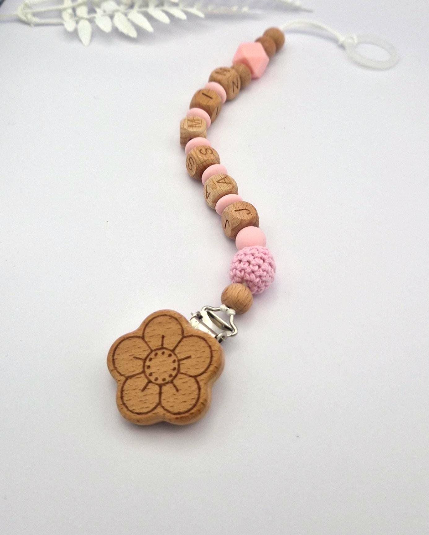 Personalisierte Schnullerkette mit Namen – liebevoll handgefertigtes Babygeschenk aus Österreich | Rosa | Mädchen | BPA-frei | Holz & Silikon