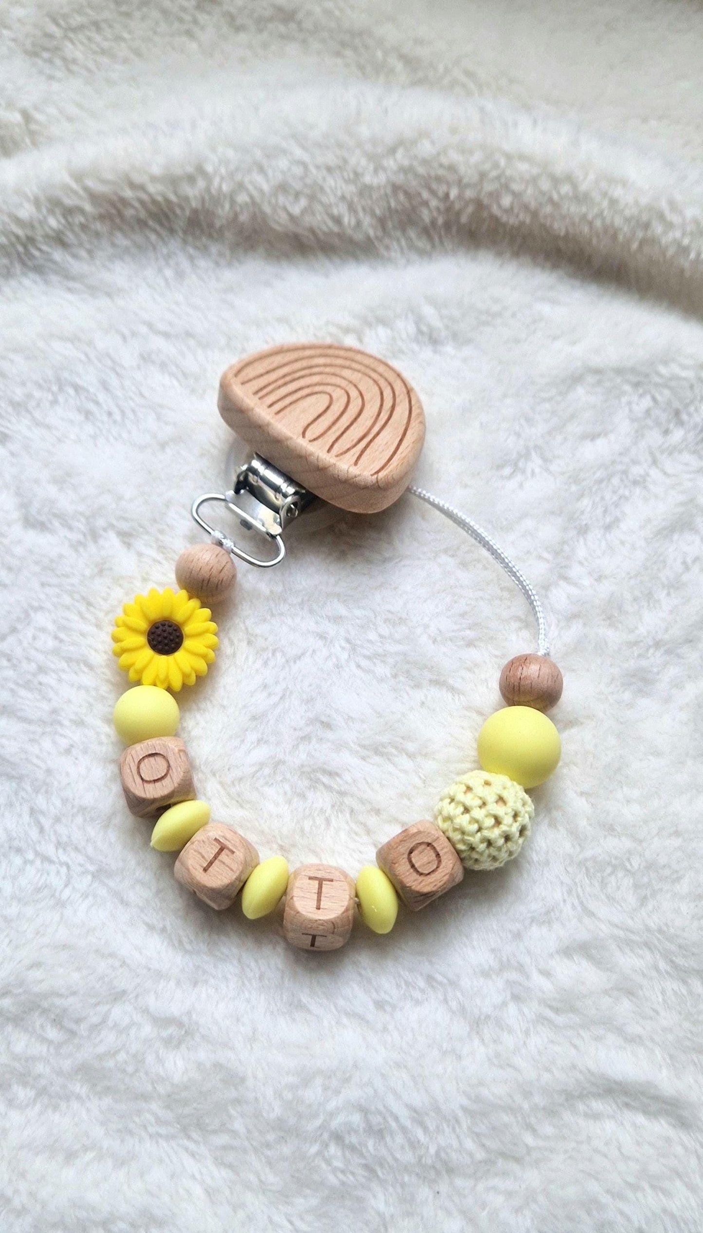 Schnullerkette mit Namen und Blume – Blumenschnullerkette – Holzbuchstaben – Geschenk zur Geburt & Taufe, BPA-frei