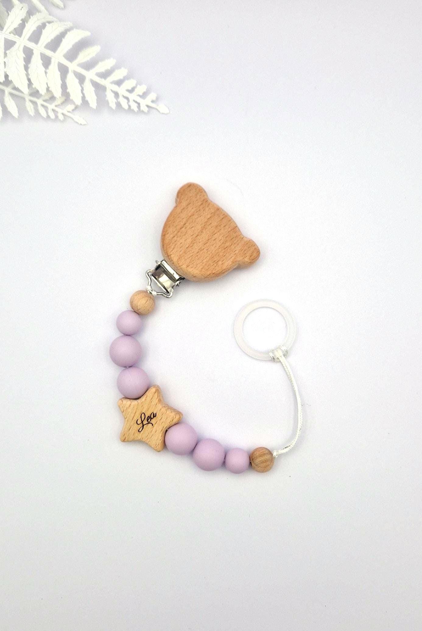 Personalisierte Schnullerkette mit Namen | Pastelllila | Babygeschenk zur Geburt & Taufe | Handgefertigter Schnullerhalter BPA-frei | Namensgravur