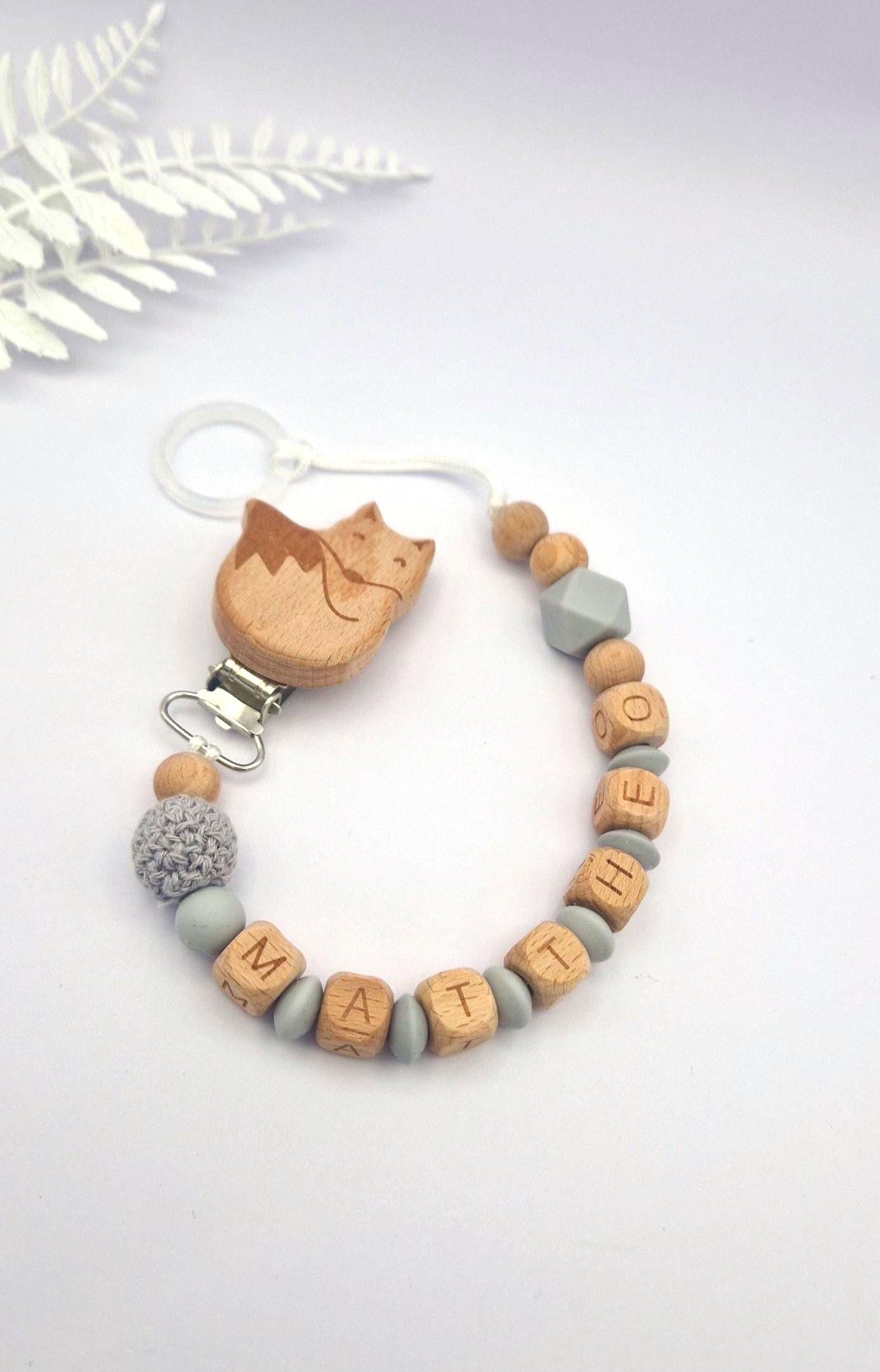 Personalisierte Schnullerkette mit Namen – liebevoll und sicher handgefertigtes Babygeschenk | Grau | Junge/Mädchen | BPA-frei | Holz & Silikon