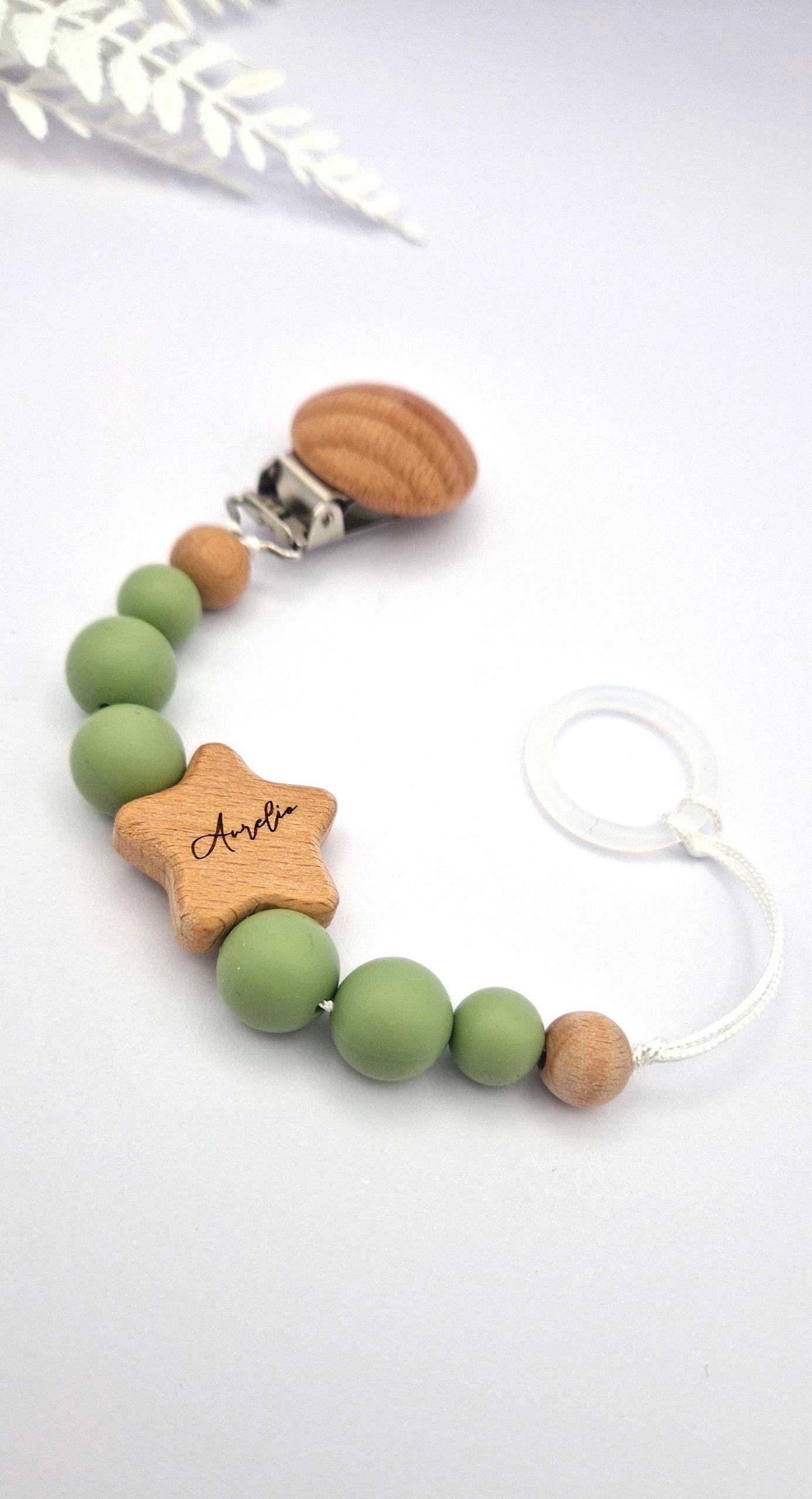 Personalisierte Schnullerkette mit Namen | Grün | Babygeschenk zur Geburt & Taufe | Handgefertigter Schnullerhalter BPA-frei | Mit Namensgravur