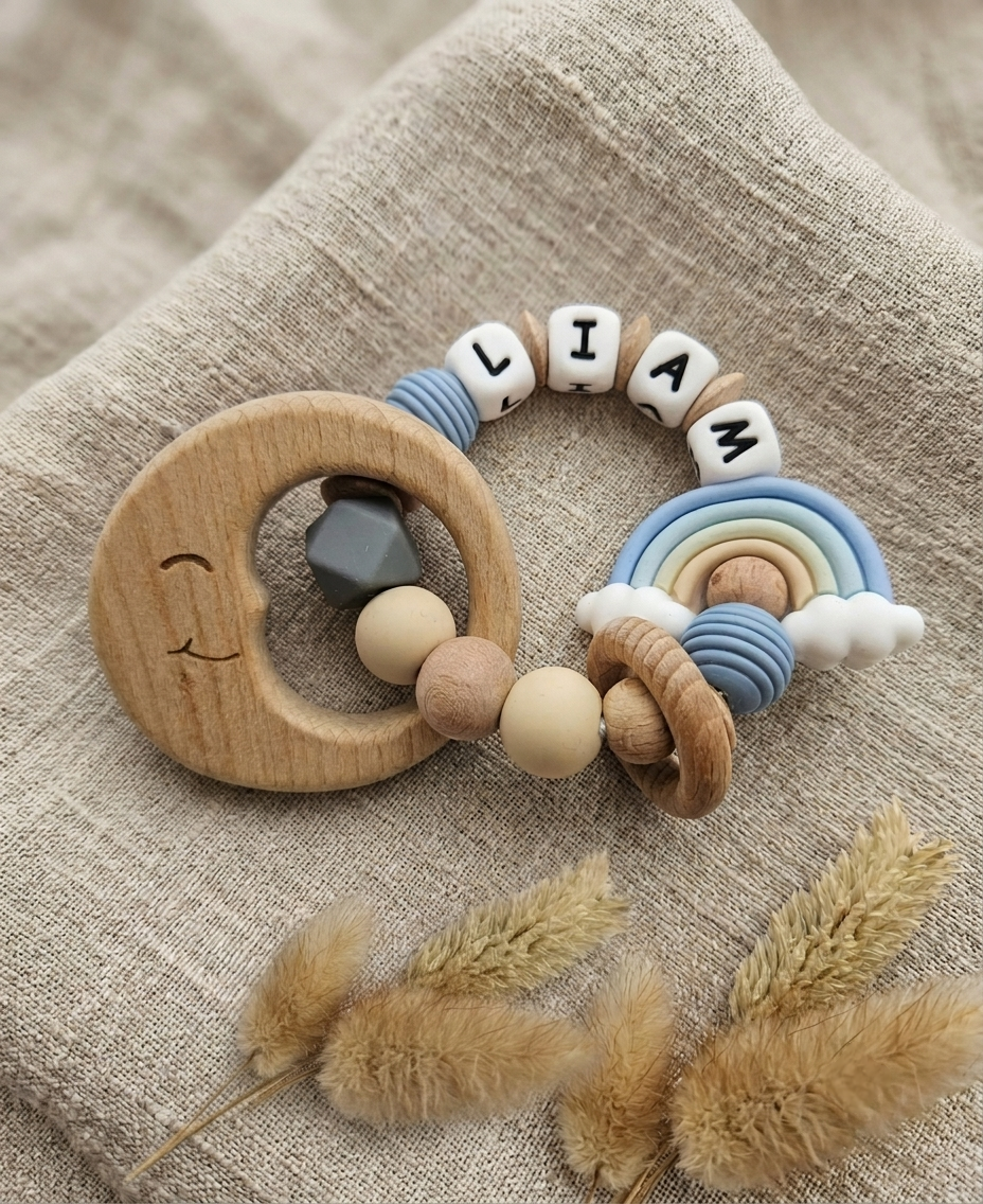 Greifling mit Namen aus Holz | Personalisiertes Baby-Geschenk zur Geburt und Taufe
