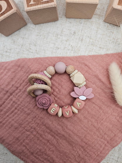 Personalisierter Greifling mit Namen – Baby Mädchen