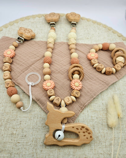 3-teiliges Baby Geschenkset mit Namen | Pfirsich Blumen | Schnullerkette, Kinderwagenkette,Greifling personalisiert