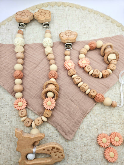 3-teiliges Baby Geschenkset mit Namen | Pfirsich Blumen | Schnullerkette, Kinderwagenkette,Greifling personalisiert