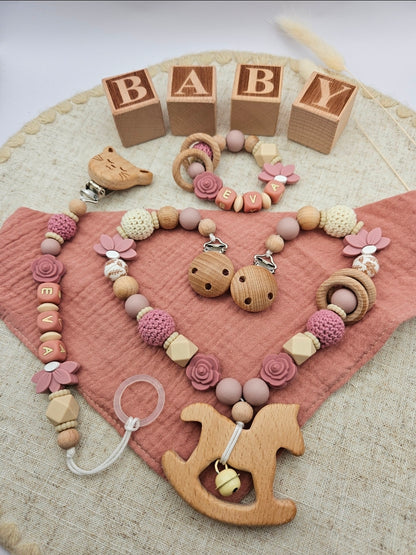 Personalisiertes Baby Set mit Namen – Kinderwagenkette, Schnullerkette & Greifling für Mädchen