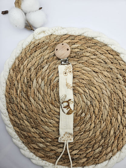 Personalisierte Schnullerkette mit Namen - Musselin Baumwolle – Boho Babygeschenk - individuell bestickt