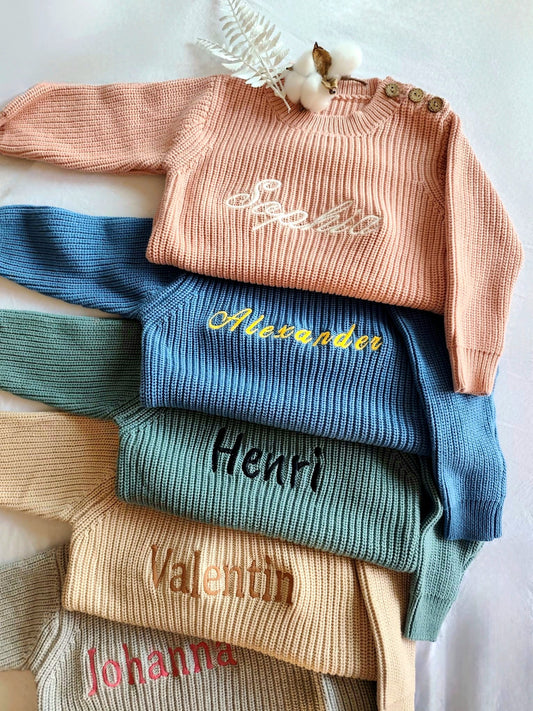 Liebevoll bestickter Baby Strickbody aus reiner Baumwolle - Bodysuit – weich, hautfreundlich & perfekt personalisiert für dein Baby
