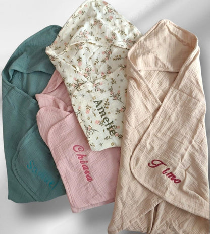 Personalisiertes Musselin Kapuzenhandtuch Baby – Name bestickt – Geschenk Geburt, Taufe