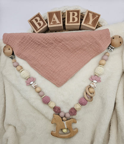 Personalisierte Kinderwagenkette für Mädchen – mit Namen | Holz & Silikon | BPA-frei