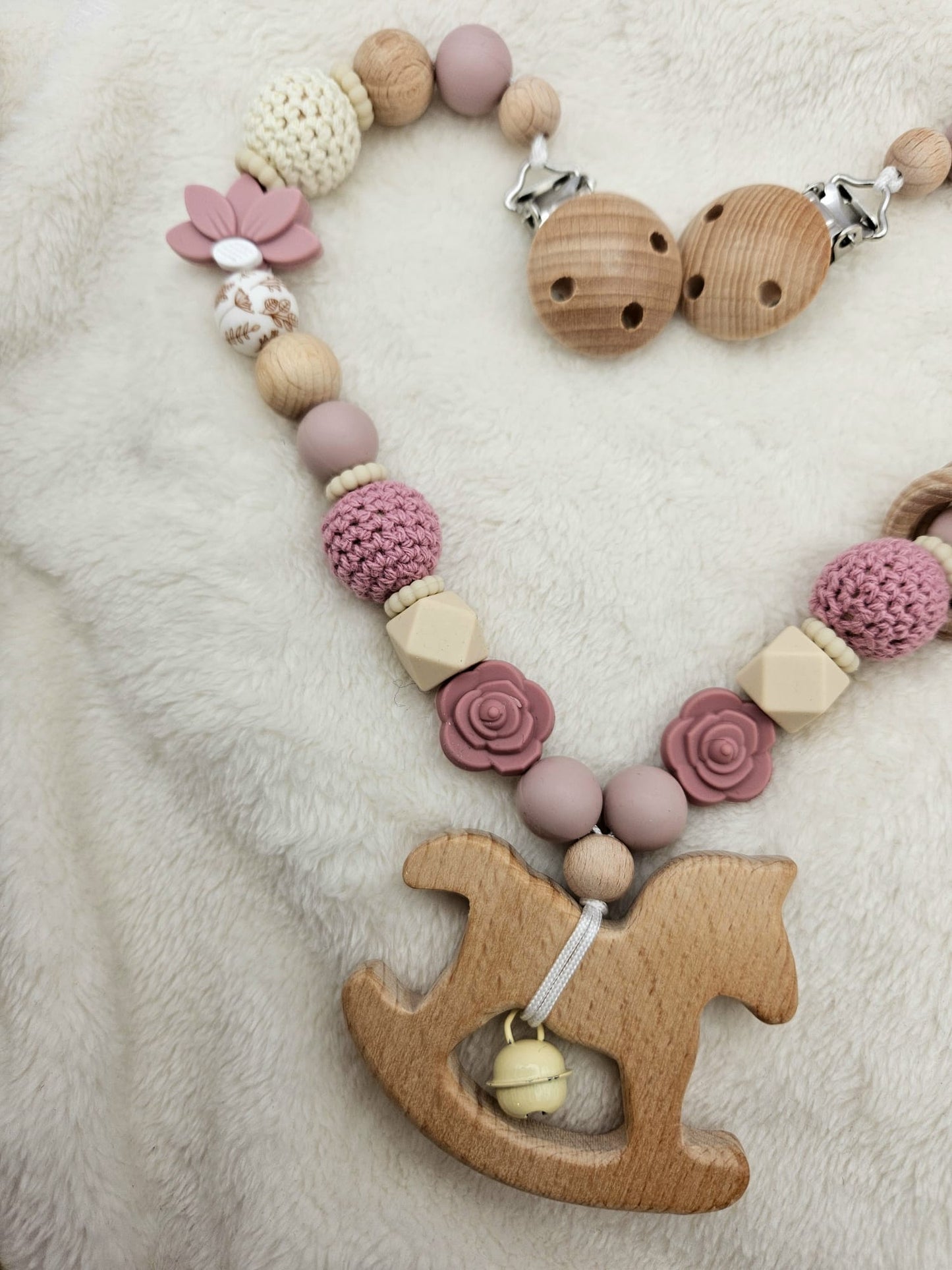 Personalisierte Kinderwagenkette für Mädchen – mit Namen | Holz & Silikon | BPA-frei