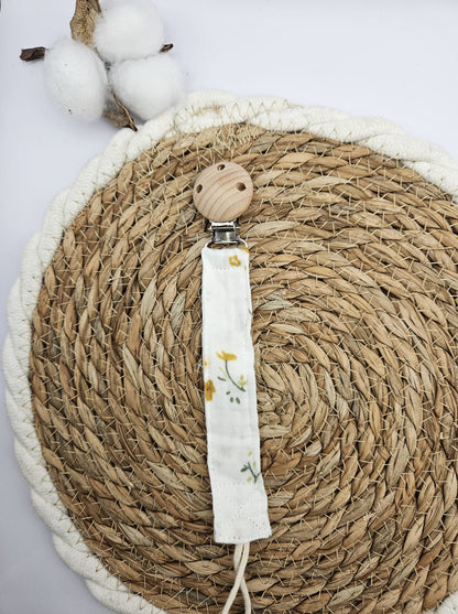 Personalisierte Schnullerkette mit Namen - Musselin Baumwolle – Boho Babygeschenk - individuell bestickt