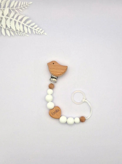 Personalisierte Schnullerkette mit Namen | weiß | Babygeschenk zur Geburt & Taufe | Handgefertigter Schnullerhalter BPA-frei | Mit Namensgravur