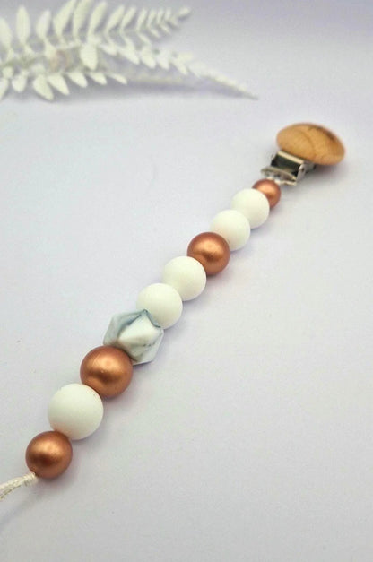 Personalisierte Schnullerkette mit Gravur | Gold, Silber, Roségold | Handgefertigt & personalisiert | Geschenk für Mädchen und Jungen