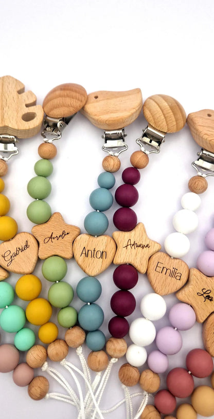 Personalisierte Schnullerkette mit Namen | weiß | Babygeschenk zur Geburt & Taufe | Handgefertigter Schnullerhalter BPA-frei | Mit Namensgravur