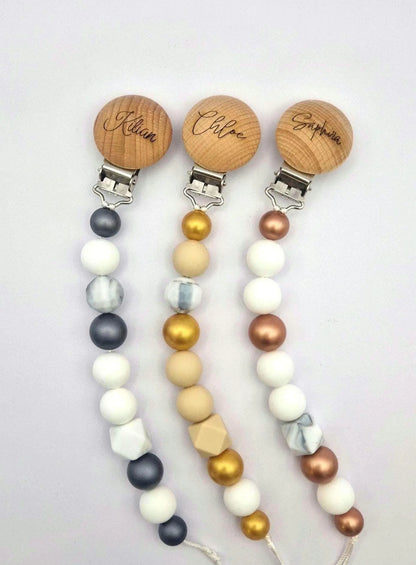Personalisierte Schnullerkette mit Gravur | Gold, Silber, Roségold | Handgefertigt & personalisiert | Geschenk für Mädchen und Jungen