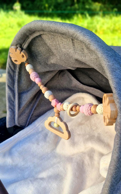 Personalisierte KINDERWAGENKETTE mit Namen: Montessori-Babyparty Geschenk aus Holz und Silikon zur Geburt oder Taufe