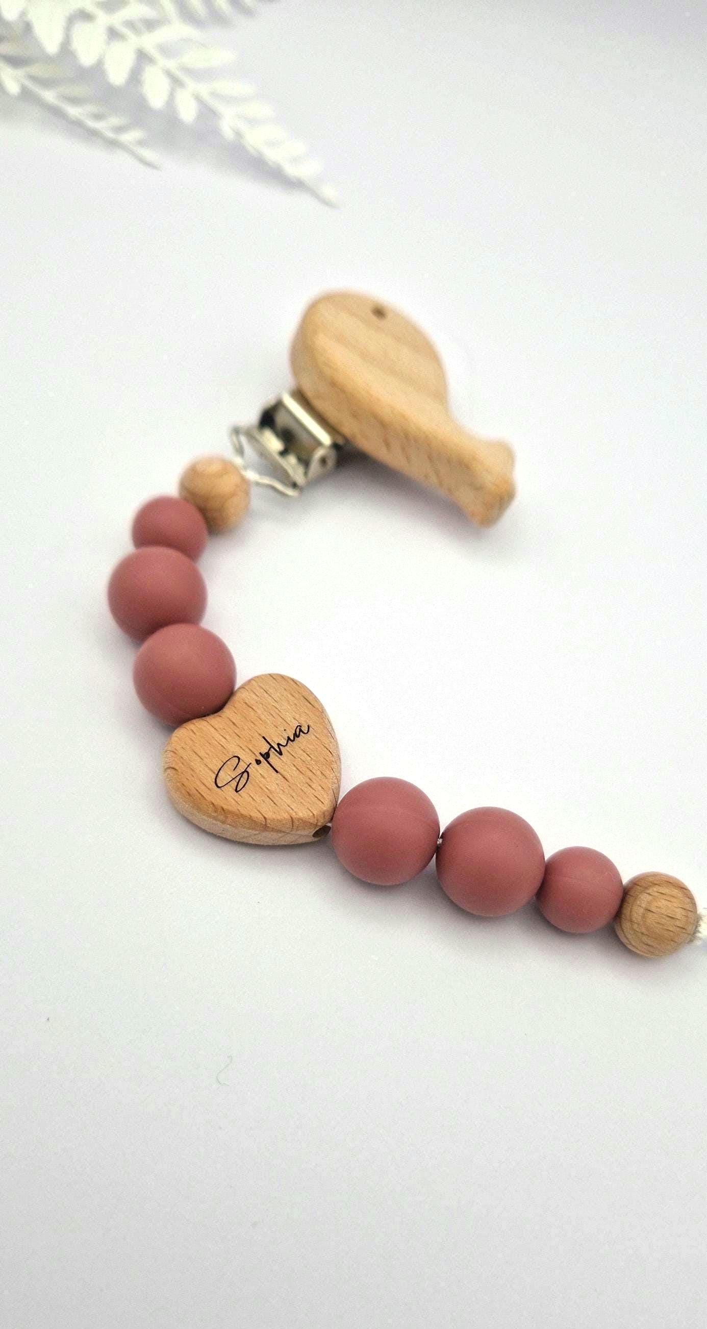 Personalisierte Schnullerkette mit Namen | Altrosa | Babygeschenk zur Geburt und Taufe | Handgefertigter Schnullerhalter BPA-frei | Mit Namensgravur