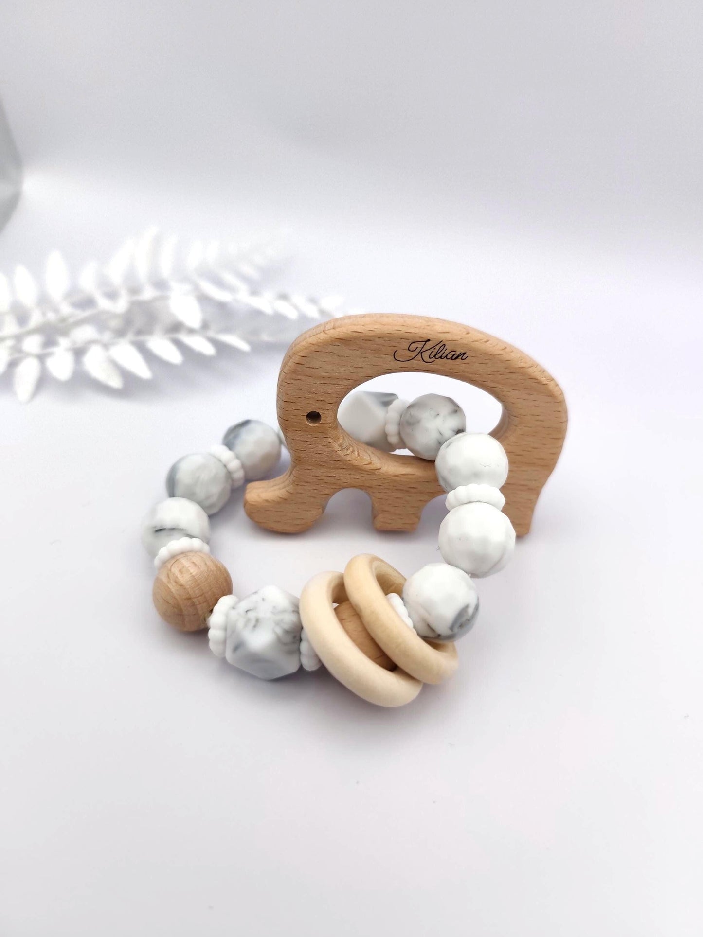 Personalisiertes Baby Geschenkset mit Gravur – Schnullerkette mit Namen & Greifling im Marmor-Design – Geschenk zur Geburt, Taufe, Babyparty