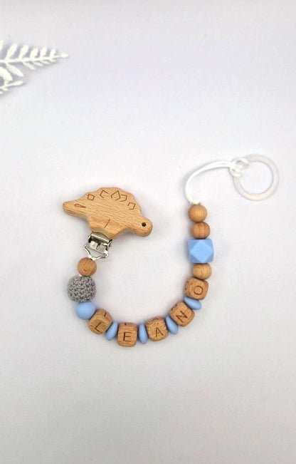 Personalisierte Schnullerkette mit Namen – liebevoll handgefertigtes Babygeschenk zur Geburt, Taufe | Blau | BPA-frei | Holz & Silikon