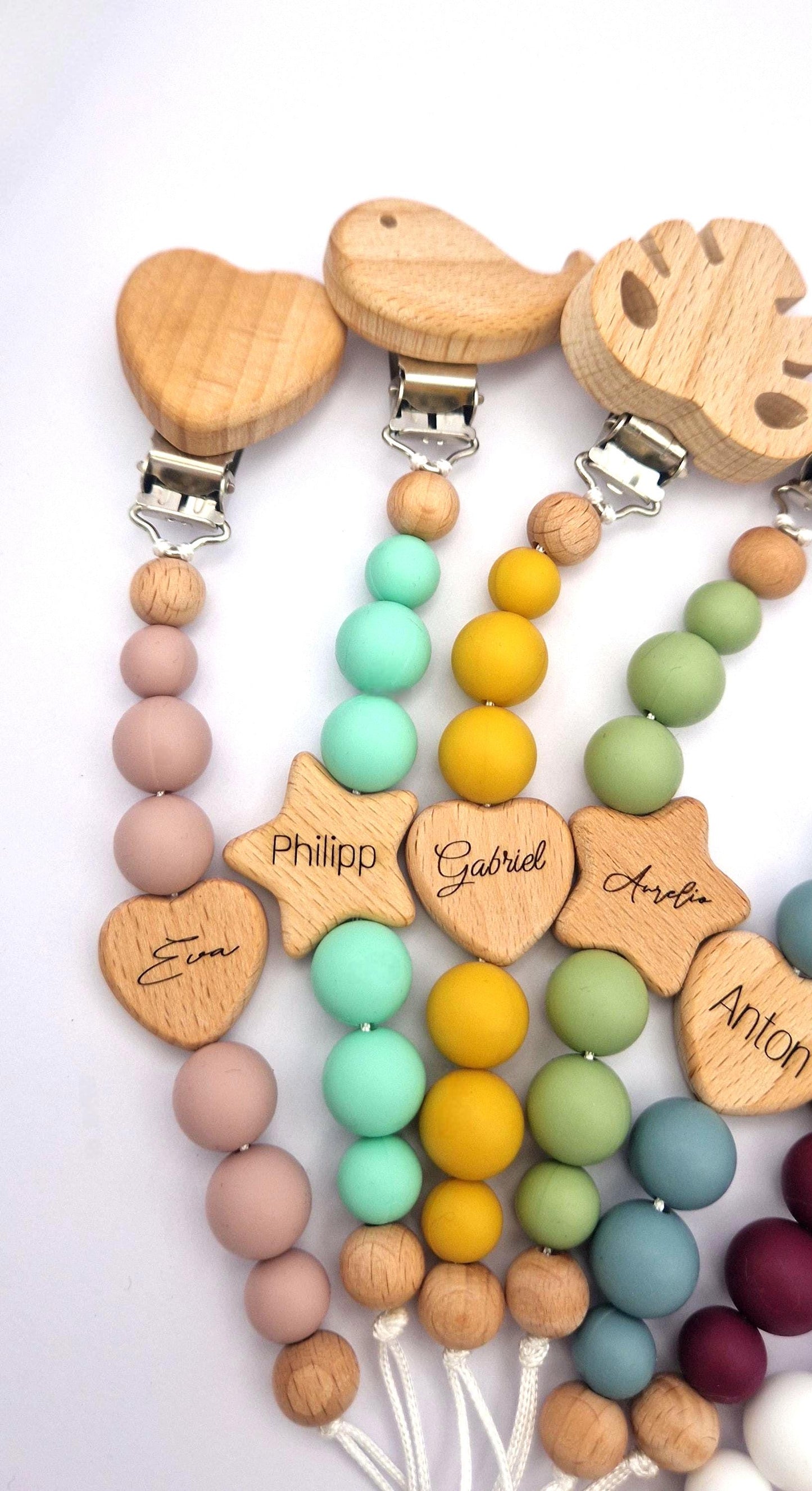 Personalisierte Schnullerkette mit Namen | Senfgelb | Babygeschenk zur Geburt & Taufe | Handgefertigtes Babygeschenk BPA-frei | Mit Namensgravur
