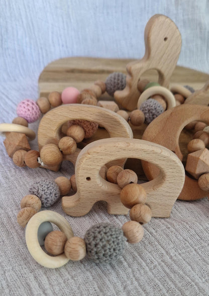 Handgefertigter Greifling - aus Holz & Silikon - Babyspielzeug zur Geburt und Taufe - Geschenk für Neugeborene - Motorikspielzeug Baby
