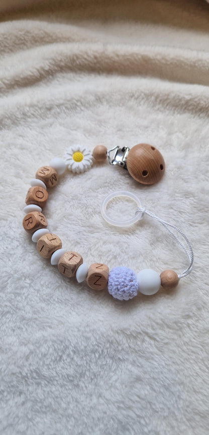 Personalisierte Schnullerkette weiß mit Blume und Namen – Handgefertigte Babygeschenke – Holzbuchstaben – Individuelles Geschenk zur Geburt