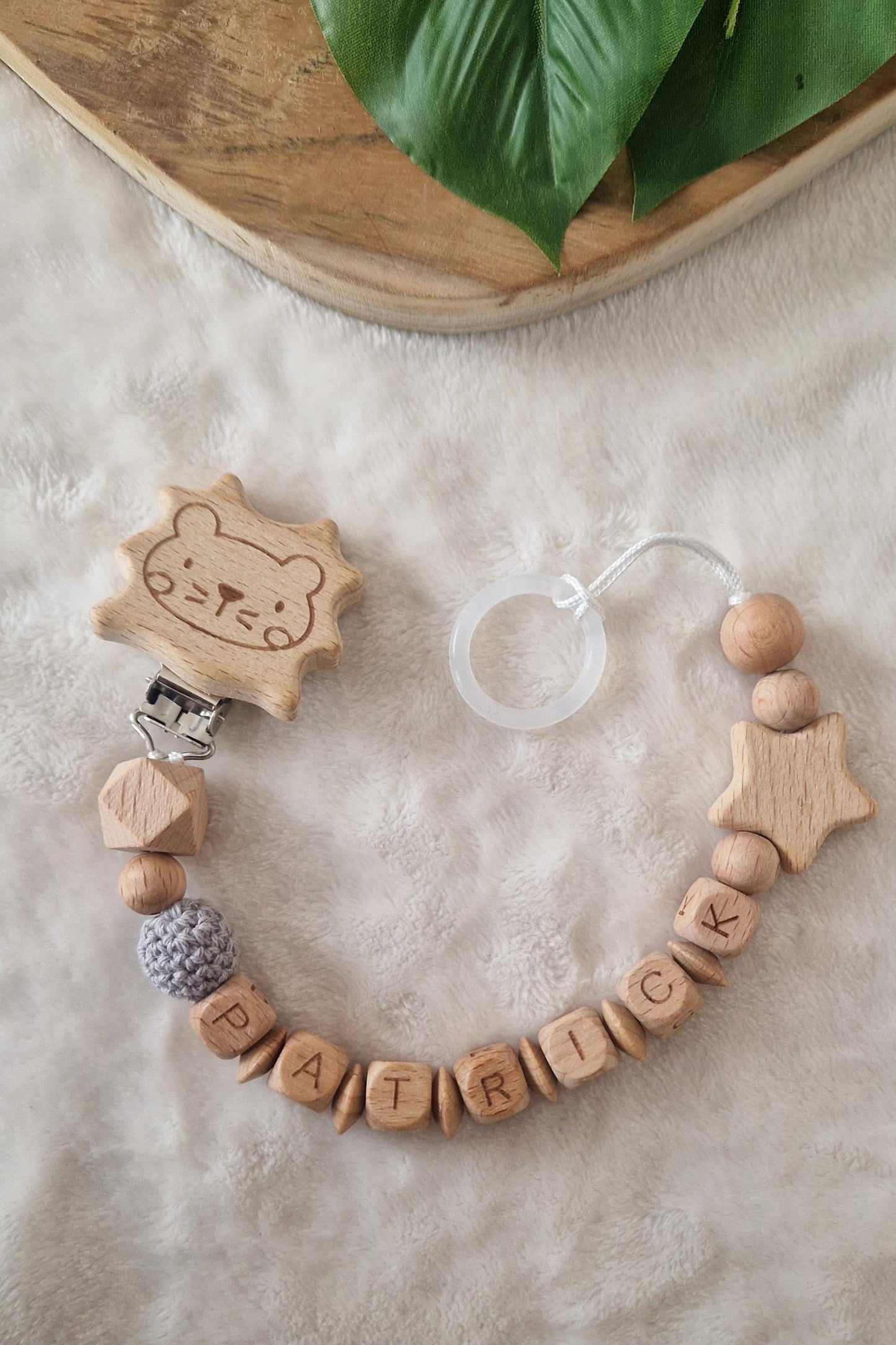 Schnullerkette Stern mit Namen | personalisierbar | handgemachtes Babygeschenk | personalisierte Schnullerkette | Holzdesign mit Stern