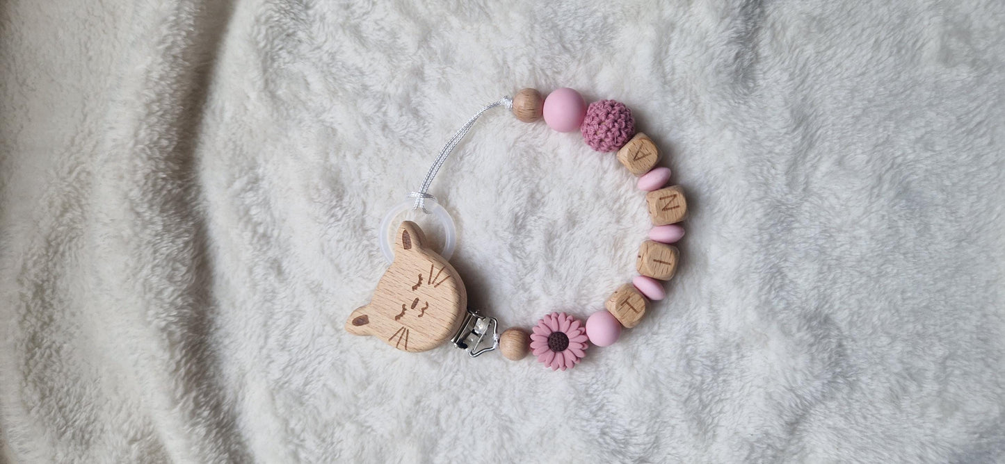 Personalisierte Schnullerkette rosa-lila mit Blume & Name – Handgefertigte Babygeschenke – Holzbuchstaben – Individuelles Geschenk zur Geburt