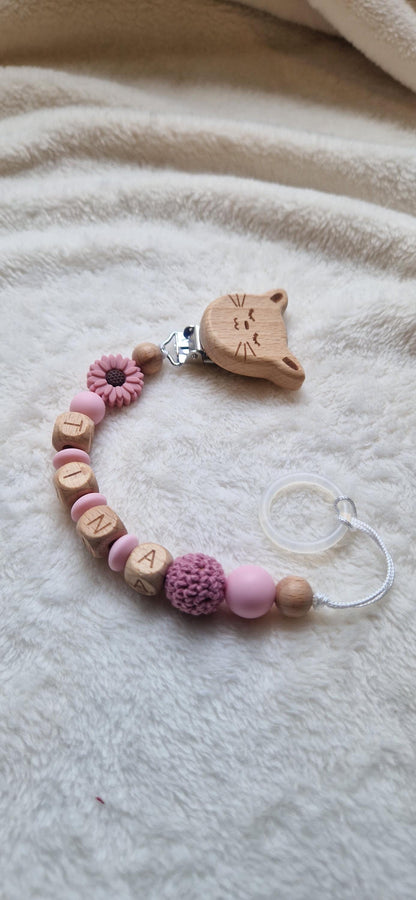 Personalisierte Schnullerkette rosa-lila mit Blume & Name – Handgefertigte Babygeschenke – Holzbuchstaben – Individuelles Geschenk zur Geburt