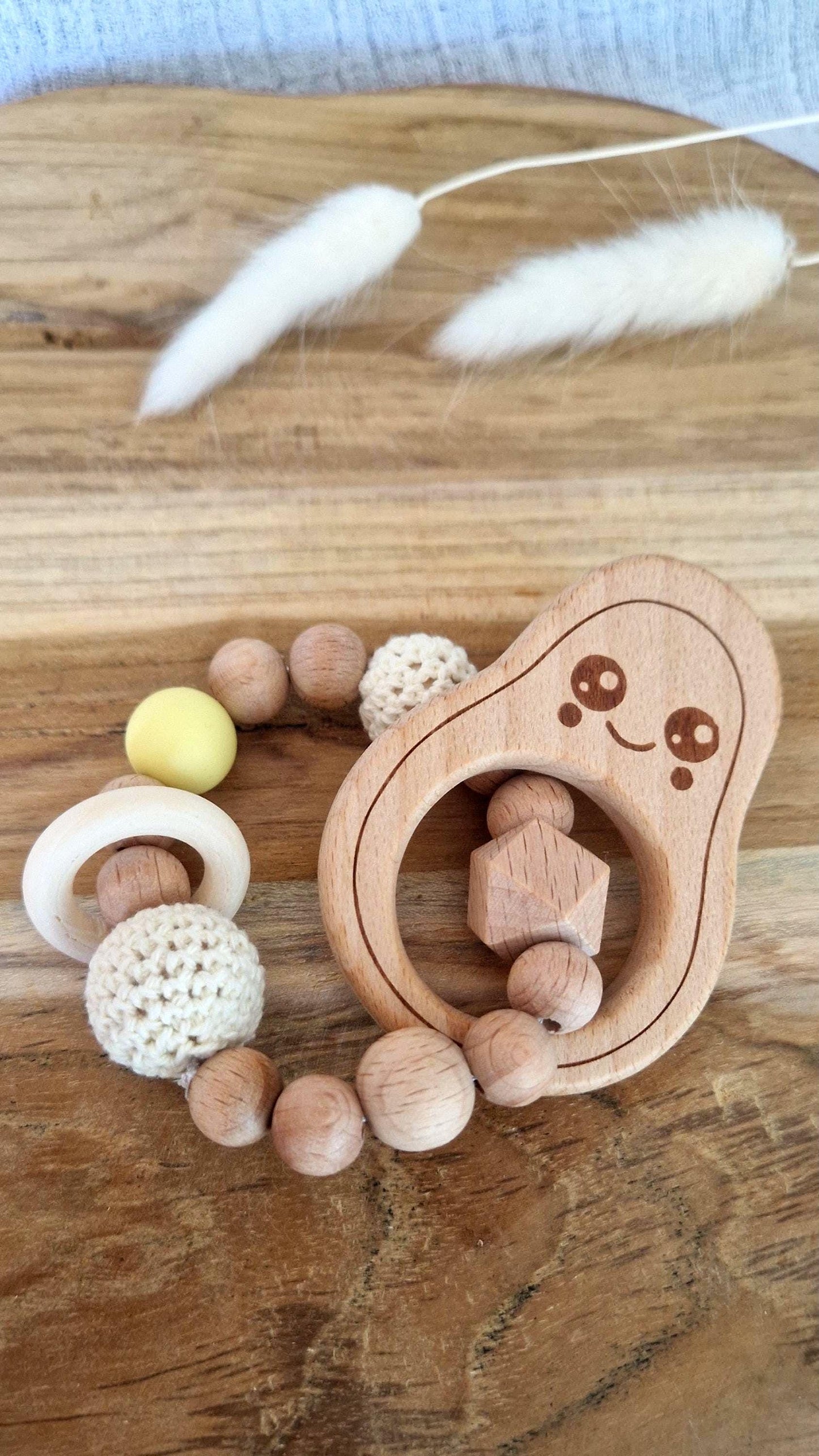 Handgefertigter Greifling - aus Holz & Silikon - Babyspielzeug zur Geburt und Taufe - Geschenk für Neugeborene - Motorikspielzeug Baby