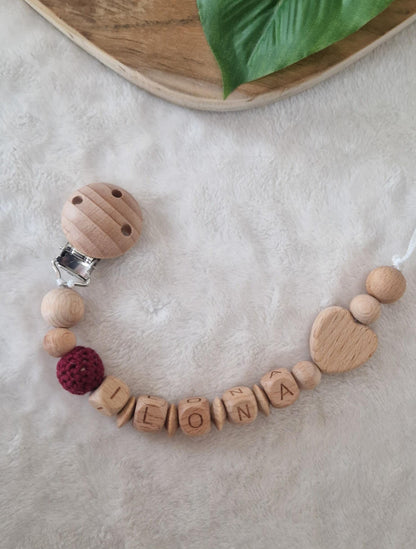 Schnullerkette Herz mit Namen | personalisierbar | Handgemachtes Babygeschenk | Personalisiertes Geschenk | Holzdesign mit Herz