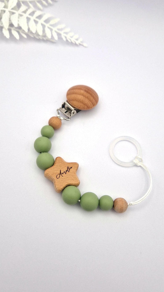 Personalisierte Schnullerkette mit Namen | Grün | Babygeschenk zur Geburt & Taufe | Handgefertigter Schnullerhalter BPA-frei | Mit Namensgravur