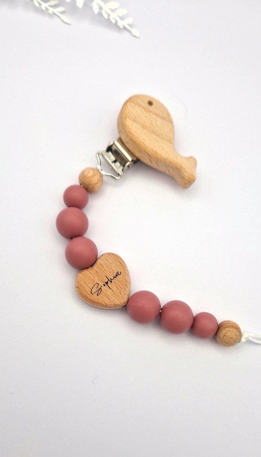 Personalisierte Schnullerkette mit Namen | Altrosa | Babygeschenk zur Geburt und Taufe | Handgefertigter Schnullerhalter BPA-frei | Mit Namensgravur