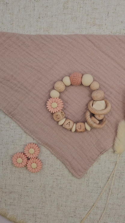Personalisierter Greifling mit Namen | Blumen Pfirsich | Holz & Silikon
