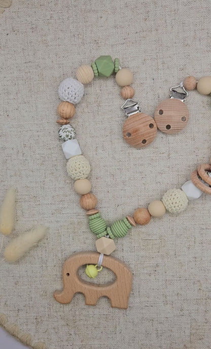Personalisierte Kinderwagenkette mit Name - Salbeigrün & Holz, Bpa Frei, handgefertigt